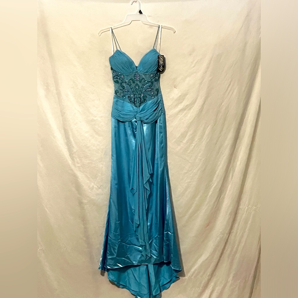 Perfect dress for special occasions!!!!!